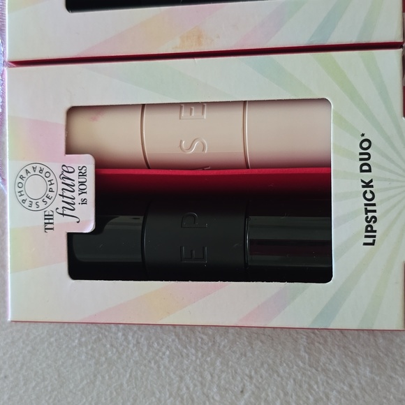 SEPHORA BUNDLE OF 4 LIPSTICKS AND 1 DRY BODY BRUSH - Picture 5 of 7
